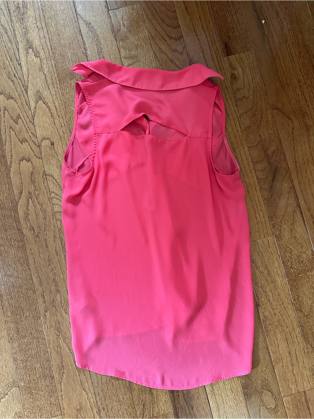 Express Tank Top - Picture 2 of 3
